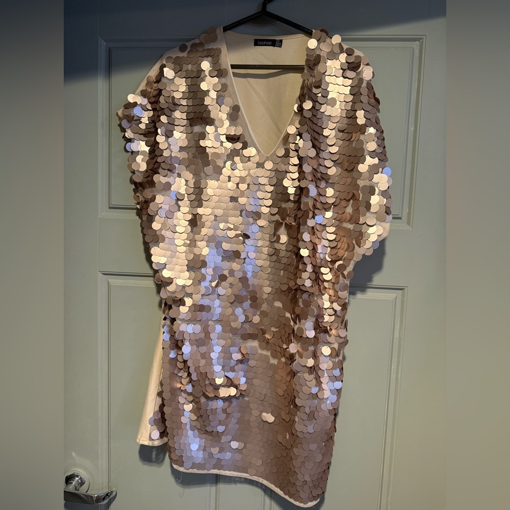 Boohoo Cream and Tan Sequin Top